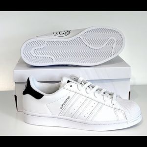 NWT Adidas Unisex Superstar Shoes